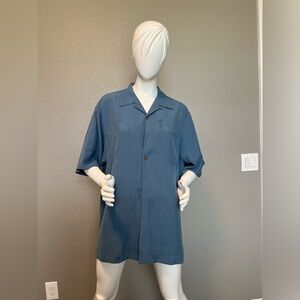 Mens Button Down Short Sleeve Shirt. Eagle Dry Goods 100% silk